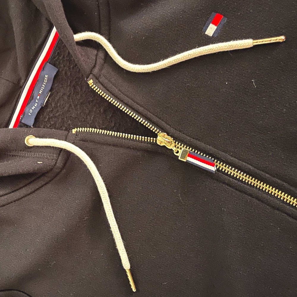 Tommy Hilfiger black zip sweater
